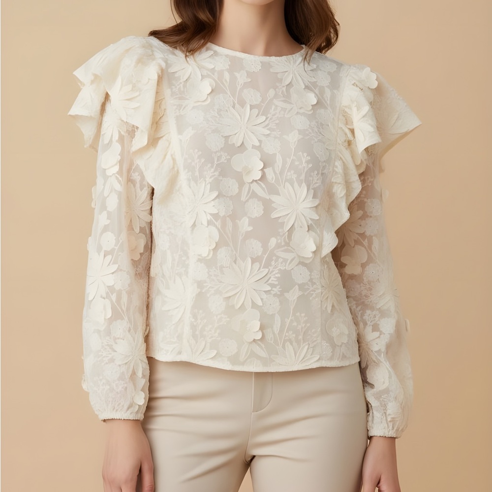 House of Harlow 1960 Floral Lace Ruffle Blouse in Cream – Size M